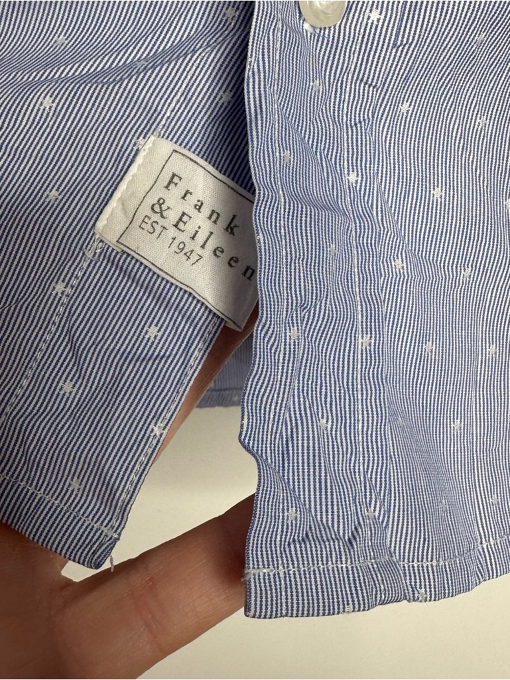 Frank & Eileen “Barry” Light Blue Stripe Star Patterned Button-Up Shirt Small - Picture 5 of 9
